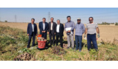 بازدید از پروژه تهیه وارزیابی فامیلهای نیمه خواهری چغندر لبویی در ایستگاه تحقیقات کشاورزی اراک