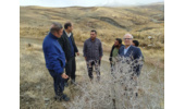 بازدید میدانی محققان معین مرکز از مشکلات کشاورزی روستای تواندشت شهرستان شازند